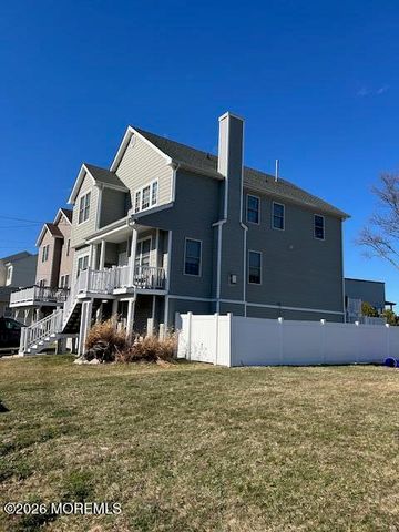 827 2nd Street, Union Beach, NJ 07735