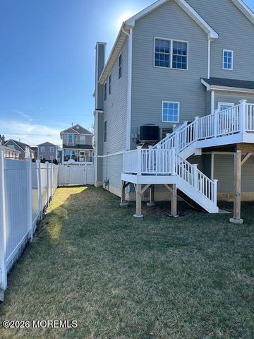 827 2nd Street, Union Beach, NJ 07735