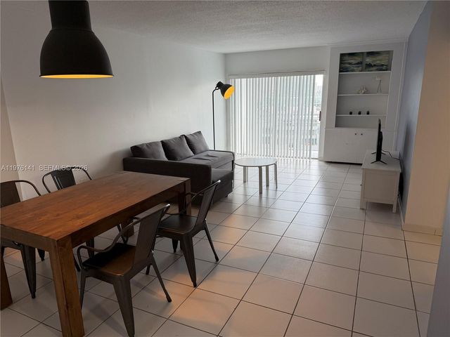 400 N Kings Point Dr 1026, Sunny Isles Beach, FL 33160