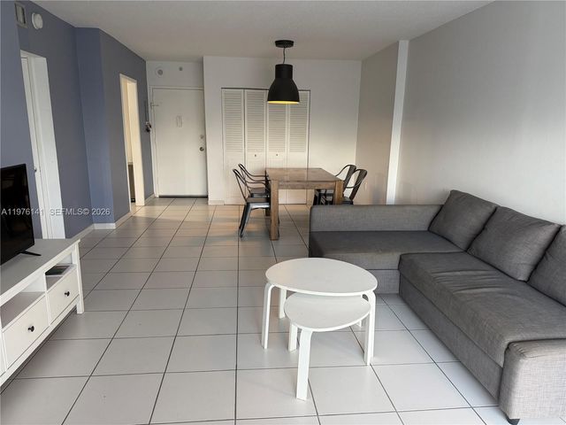 400 N Kings Point Dr 1026, Sunny Isles Beach, FL 33160