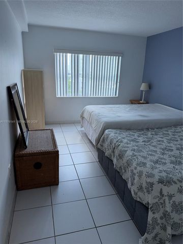 400 N Kings Point Dr 1026, Sunny Isles Beach, FL 33160