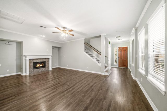 2711 Wallingford Pines, Houston, TX 77042
