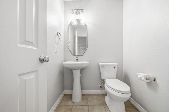 2711 Wallingford Pines, Houston, TX 77042