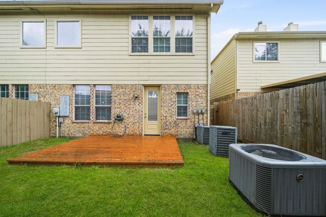 2711 Wallingford Pines, Houston, TX 77042