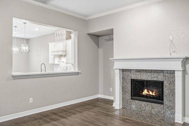 2711 Wallingford Pines, Houston, TX 77042