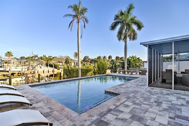 4107 COCONUT TERRACE, Bradenton, FL 34210