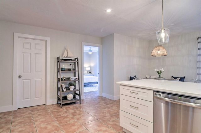 4107 COCONUT TERRACE, Bradenton, FL 34210