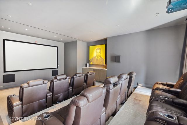 118 E ERIE Street 31F, Chicago, IL 60611