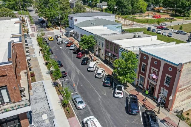 5550 Spring Street, Flowery Branch, GA 30542