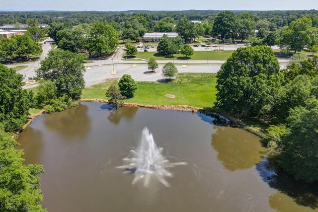 5550 Spring Street, Flowery Branch, GA 30542