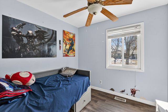 196 Hadleigh Road, Bolingbrook, IL 60440