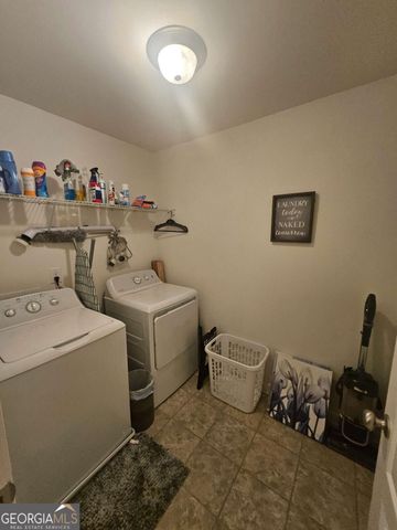 7764 Rutgers Circle, Fairburn, GA 30213