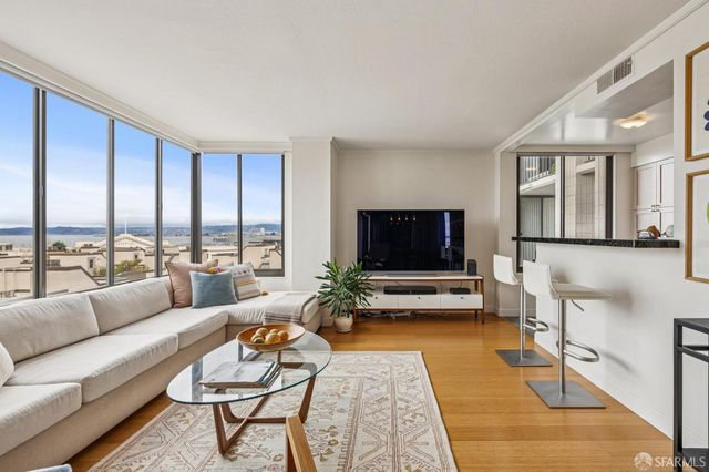 150 Lombard Street 607, San Francisco, CA 94111