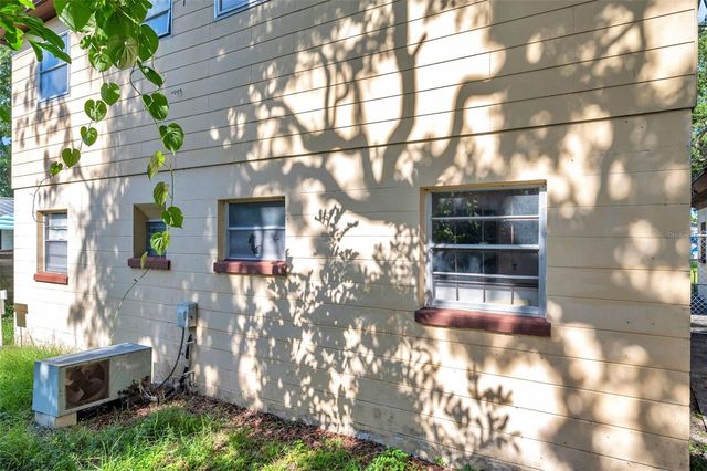 7180 50TH AVENUE N, St Petersburg, FL 33709