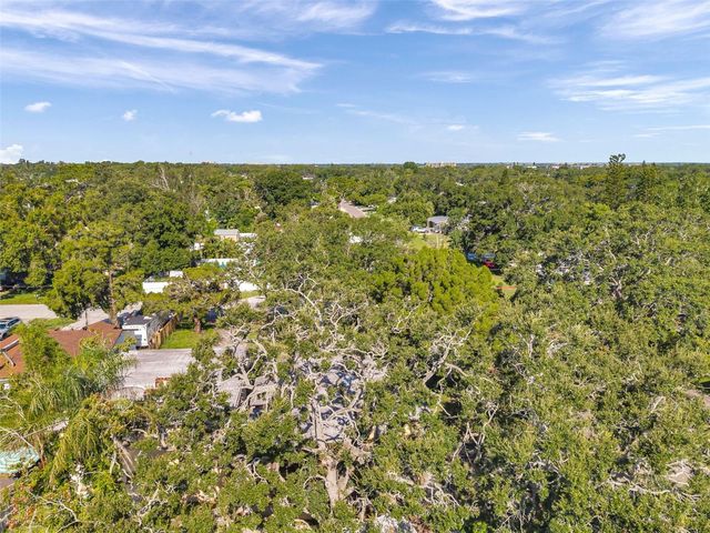 7180 50TH AVENUE N, St Petersburg, FL 33709
