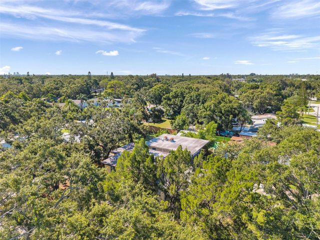 7180 50TH AVENUE N, St Petersburg, FL 33709