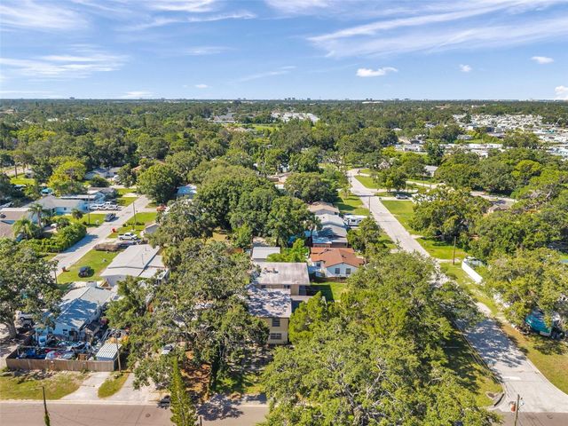 7180 50TH AVENUE N, St Petersburg, FL 33709