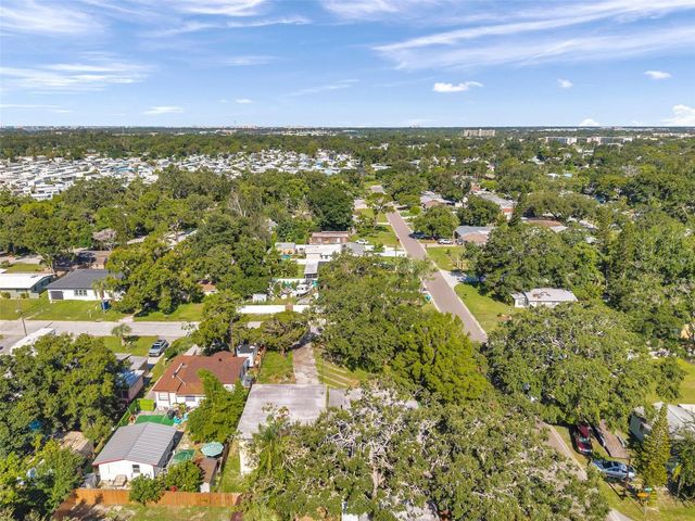 7180 50TH AVENUE N, St Petersburg, FL 33709