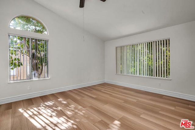 455 Kennerick Lane, Simi Valley, CA 93065