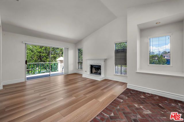 455 Kennerick Lane, Simi Valley, CA 93065