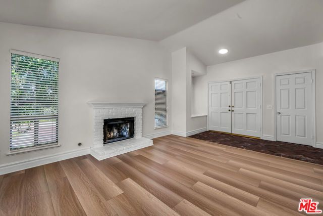 455 Kennerick Lane, Simi Valley, CA 93065