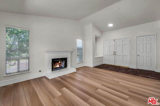 455 Kennerick Lane, Simi Valley, CA 93065