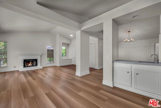 455 Kennerick Lane, Simi Valley, CA 93065