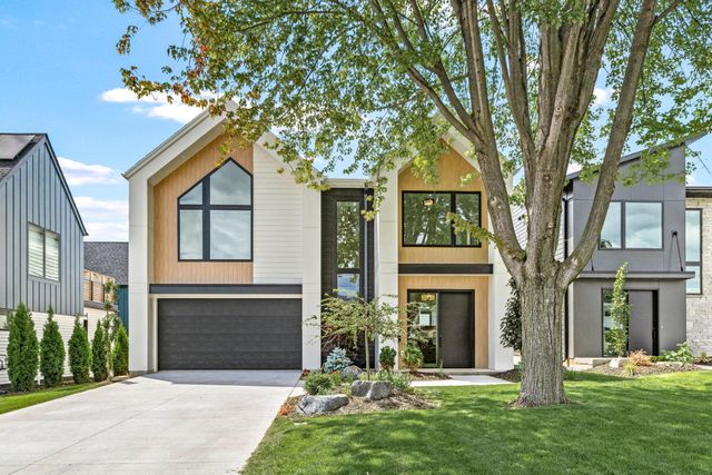 6136 Oaklawn Avenue, Edina, MN 55424
