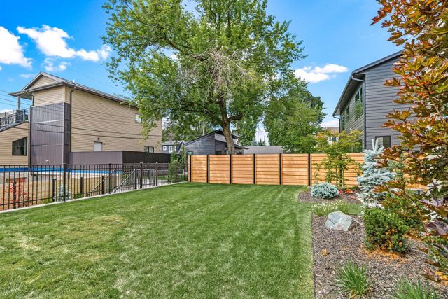 6136 Oaklawn Avenue, Edina, MN 55424