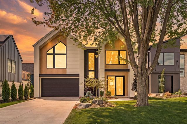 6136 Oaklawn Avenue, Edina, MN 55424