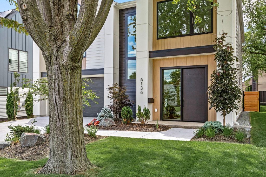 6136 Oaklawn Avenue, Edina, MN 55424 — exterior