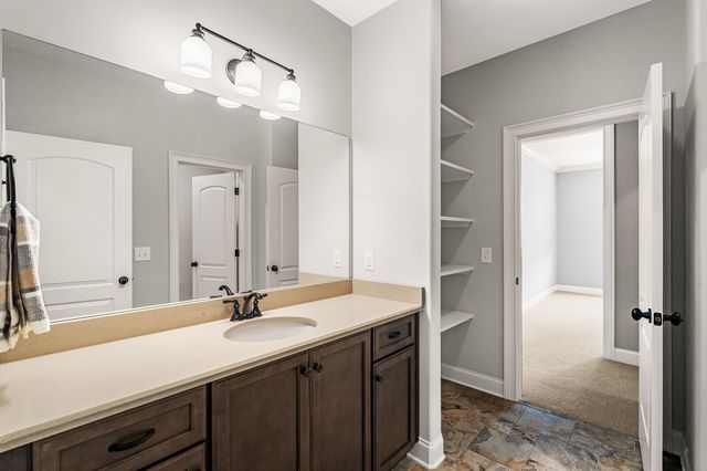 367 Circuit Rd, Franklin, TN 37064