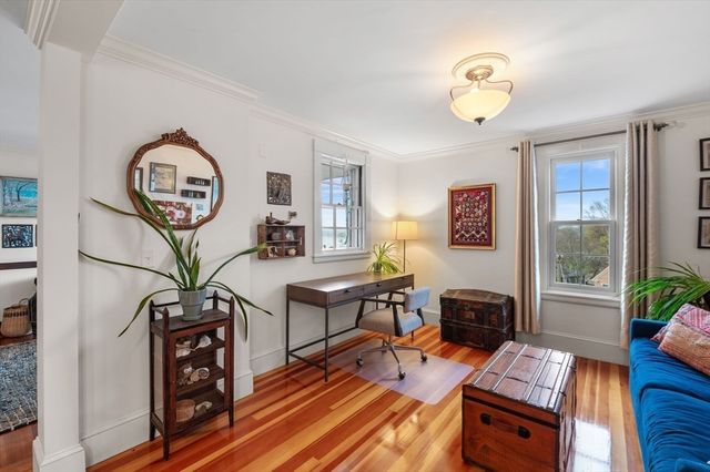 18 Ocean Ter 2, Salem, MA 01970