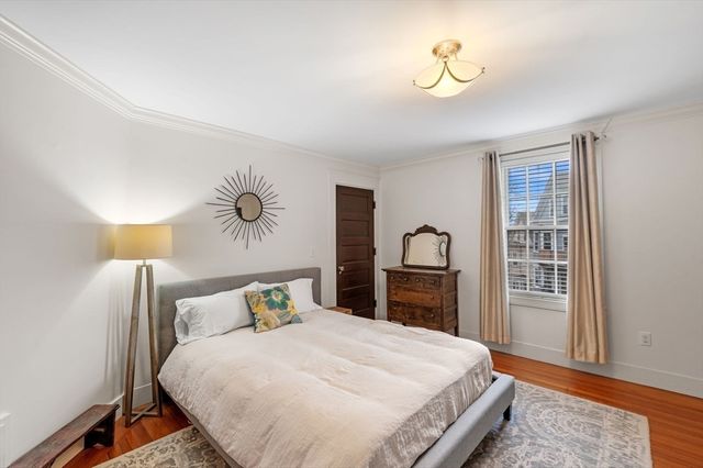 18 Ocean Ter 2, Salem, MA 01970