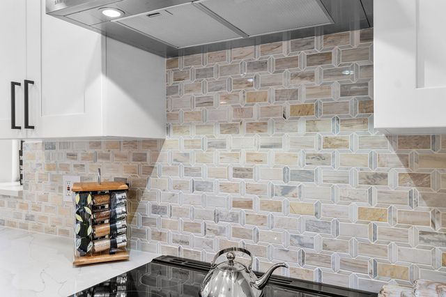 5294 10th Fairway Drive, Delray Beach, FL 33484