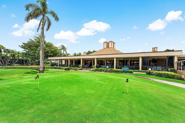 5294 10th Fairway Drive, Delray Beach, FL 33484