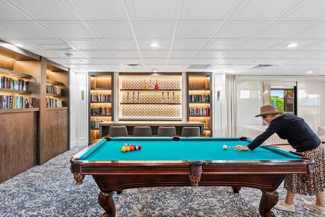 5294 10th Fairway Drive, Delray Beach, FL 33484