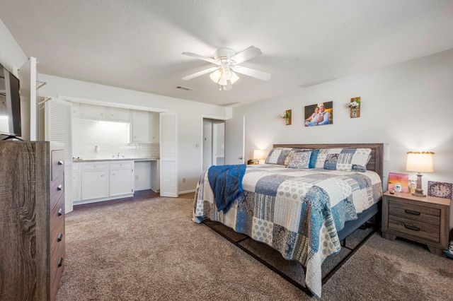 601 Rogers Street, Normangee, TX 77871