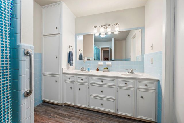 601 Rogers Street, Normangee, TX 77871