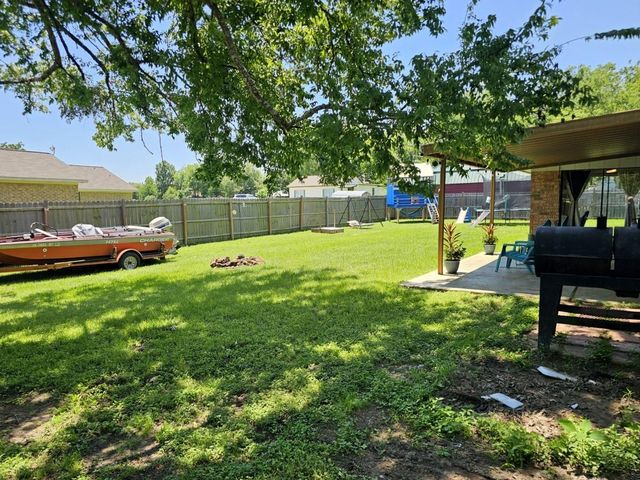 601 Rogers Street, Normangee, TX 77871