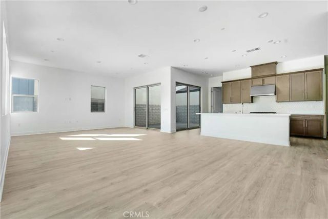 27422 Creekwood Lane, Valencia, CA 91381