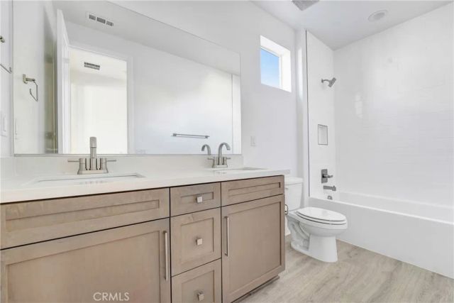 27422 Creekwood Lane, Valencia, CA 91381