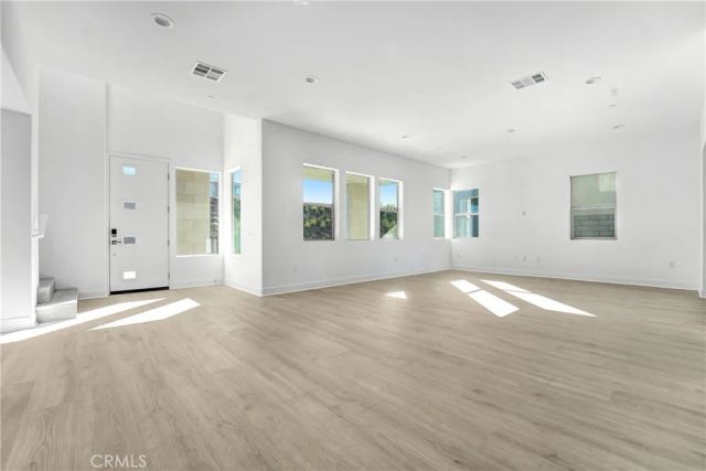 27422 Creekwood Lane, Valencia, CA 91381