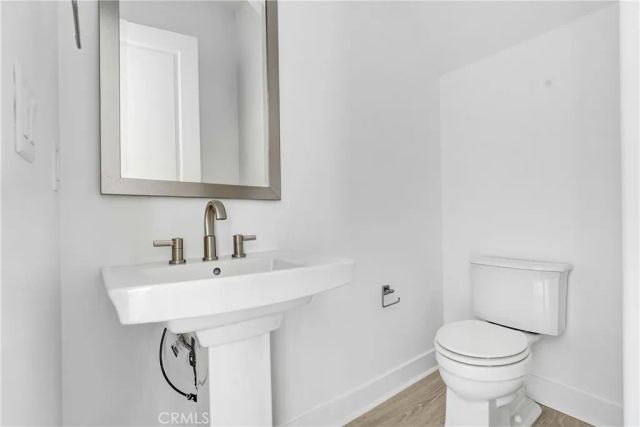 27422 Creekwood Lane, Valencia, CA 91381