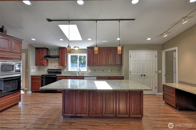 17414 62nd Avenue NW, Stanwood, WA 98292