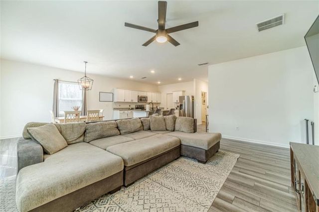 222 Knightsbridge Lane, Winder, GA 30680