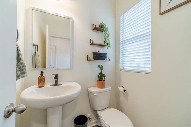 222 Knightsbridge Lane, Winder, GA 30680