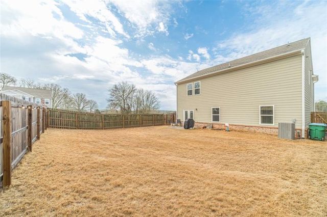 222 Knightsbridge Lane, Winder, GA 30680