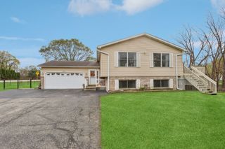 9997 W Paddock Avenue, Beach Park, IL 60087