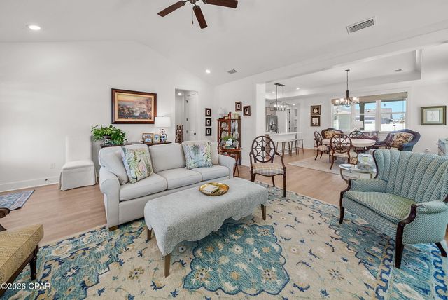 1809 Rushes Avenue, Panama City, FL 32405